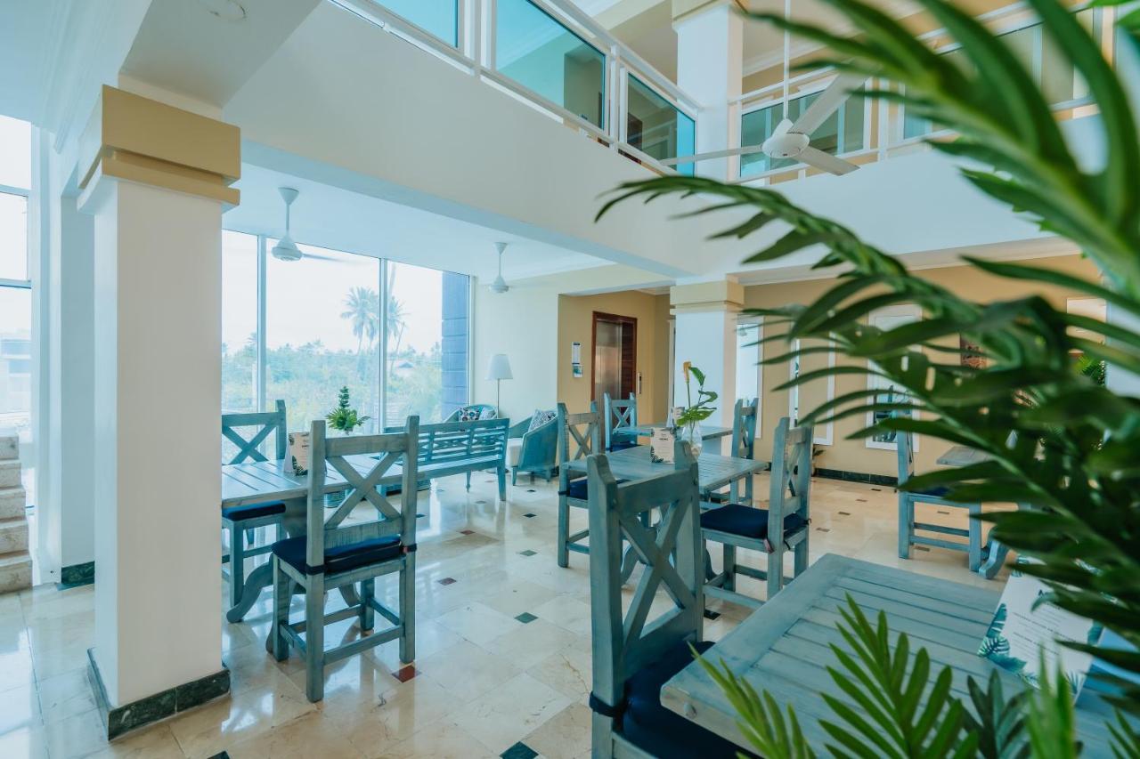 Green Coast Hotel Punta Cana Exterior photo